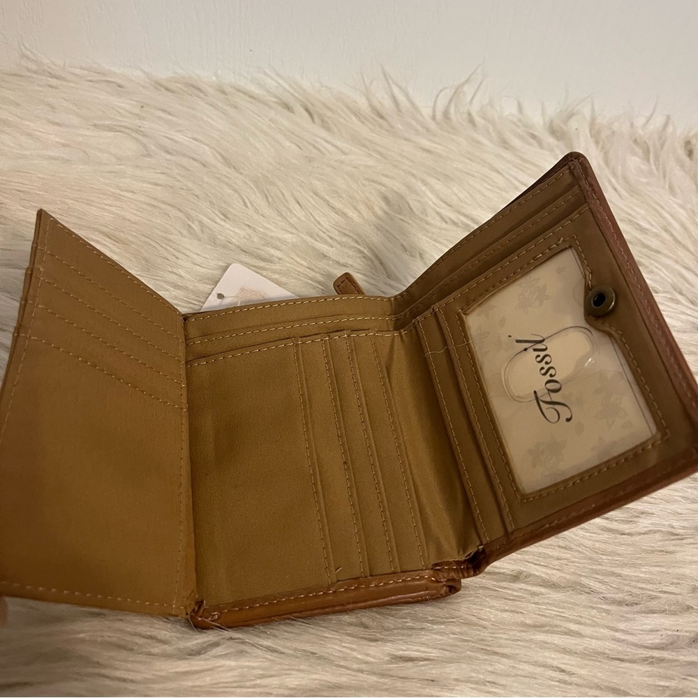 Fossil Beige and Brown Leather Wallet with Floral Studs - Picture 10 of 15